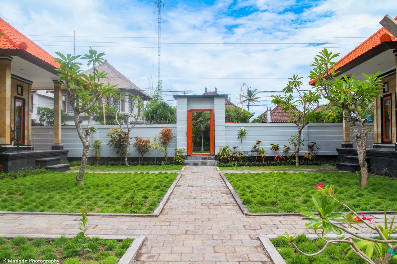 Deindra Nusa Inn Lembongan Esterno foto